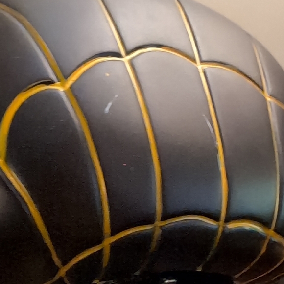 Black and Gold Spider-Man Collectible Figure - Picture 3 of 5